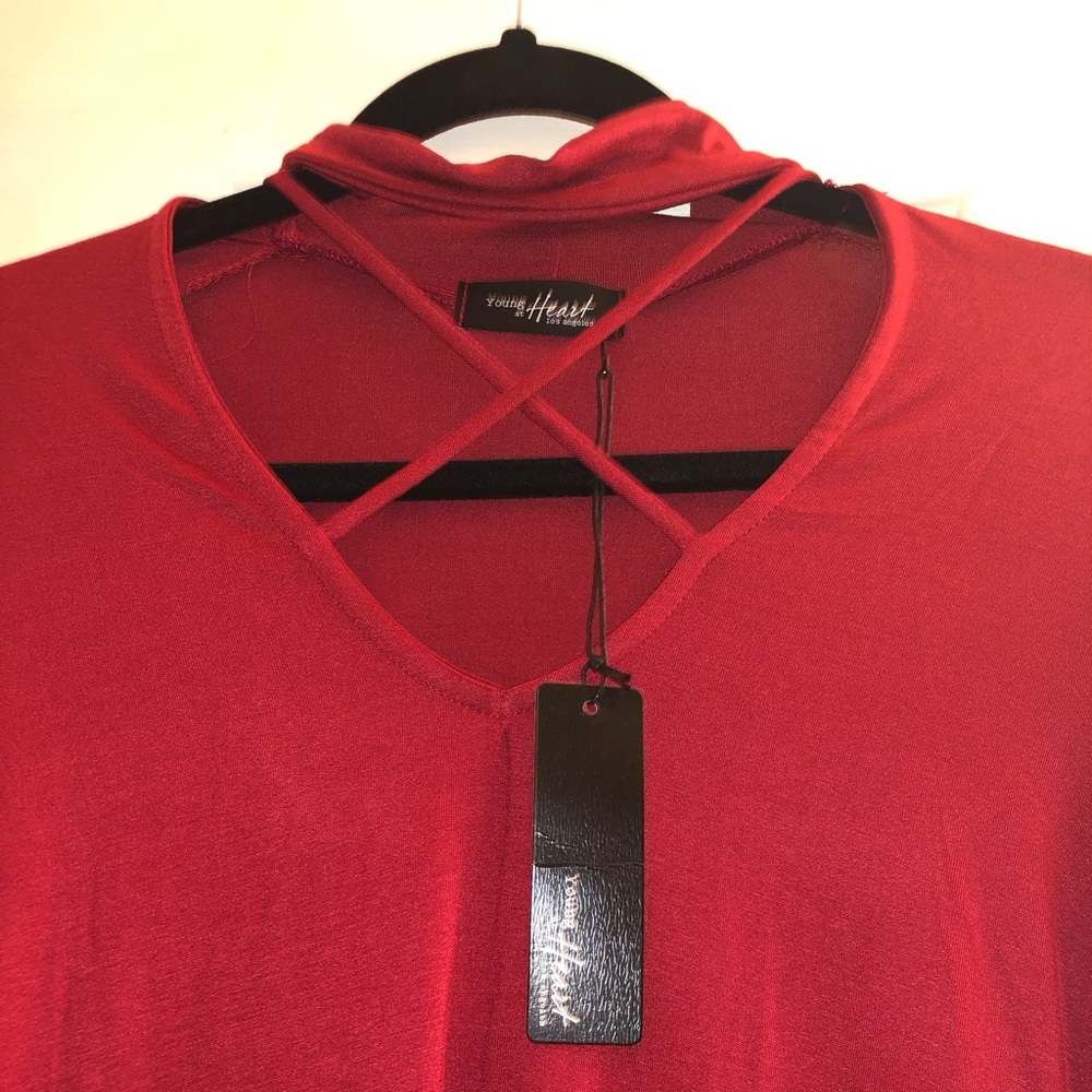 NWT 🗝 Key Hole top 🗝